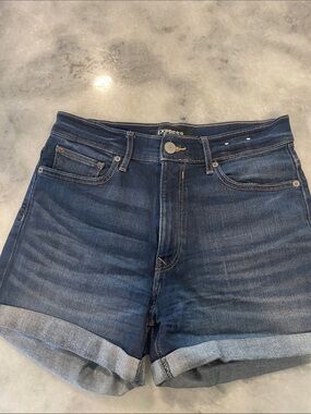 Express Indigo Rolled-Hem Women's Denim Shorts